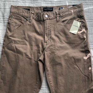 Lucky Brand 410 Athletic Slim